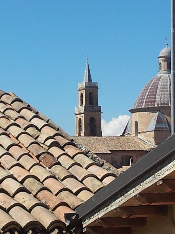 Antico Gioiello Umbro , Appartamento Con Terrazza Фолиньо Экстерьер фото